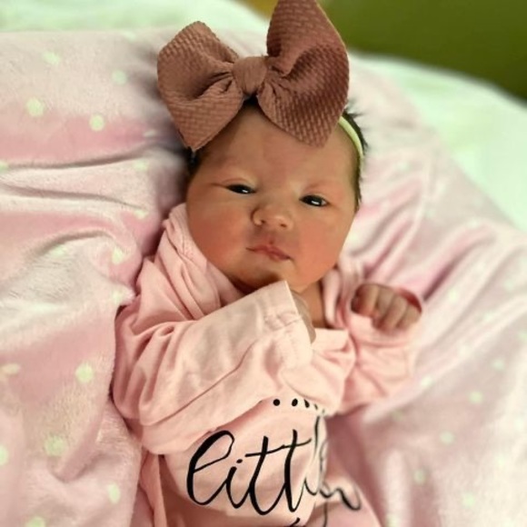 Meet your Posher, Ashley - Picture 1 of 1